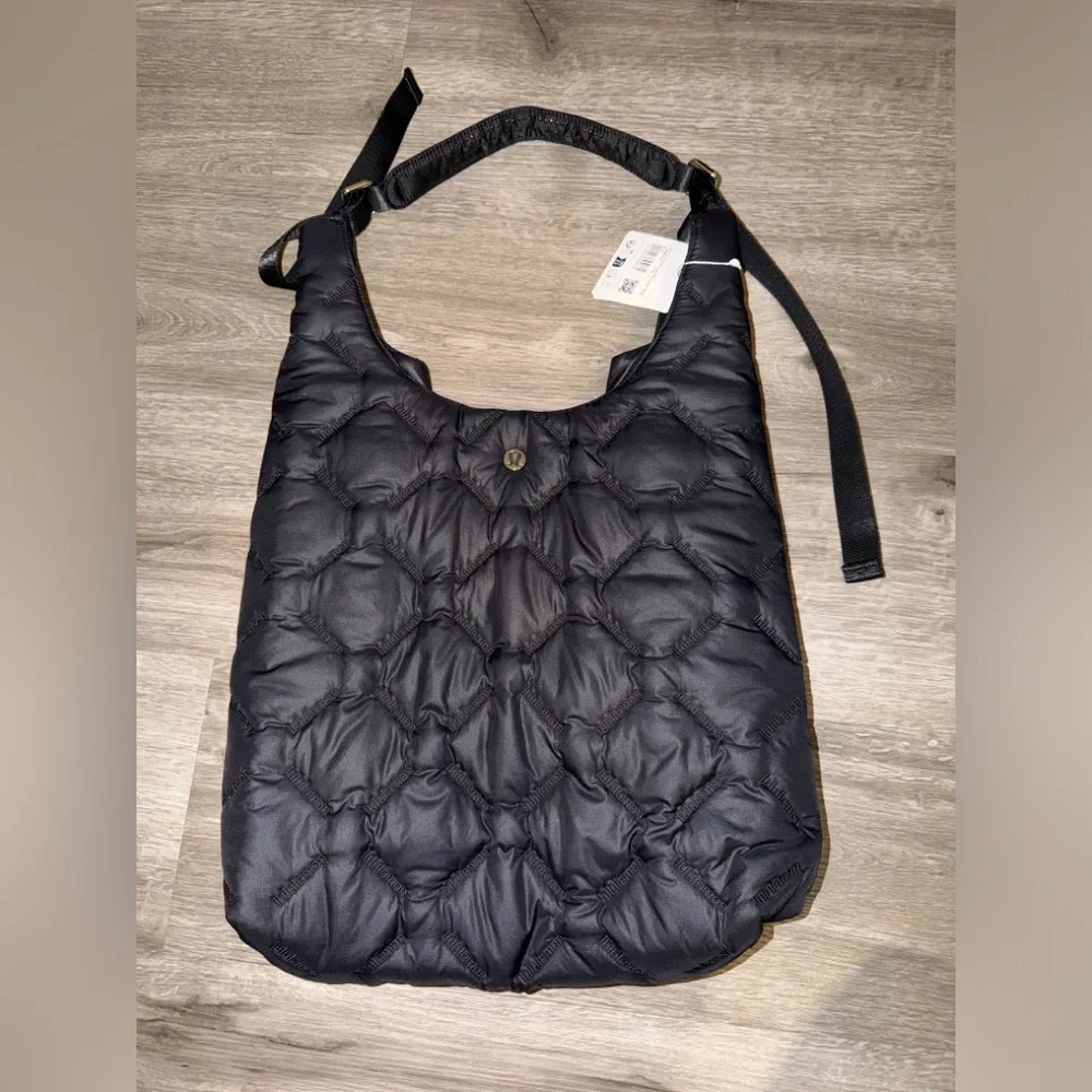 Lululemon Quilty Pleasures Shoulder Bag 14L